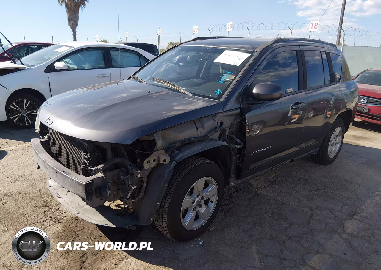 2016 Jeep Compass Latitude VIN:1C4NJCEA6GD742332 - 2