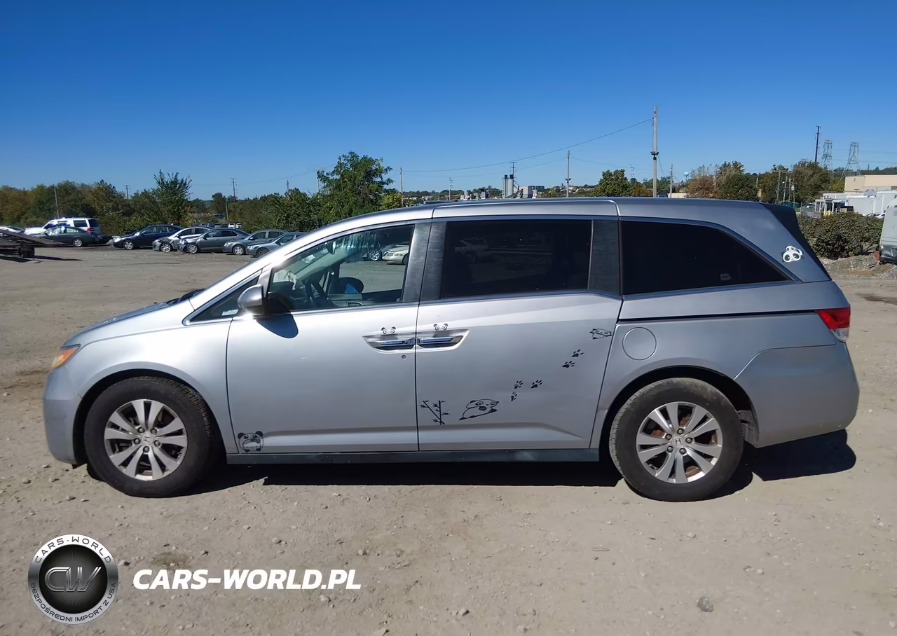 2016 Honda Odyssey Se VIN:5FNRL5H30GB078509 - 14