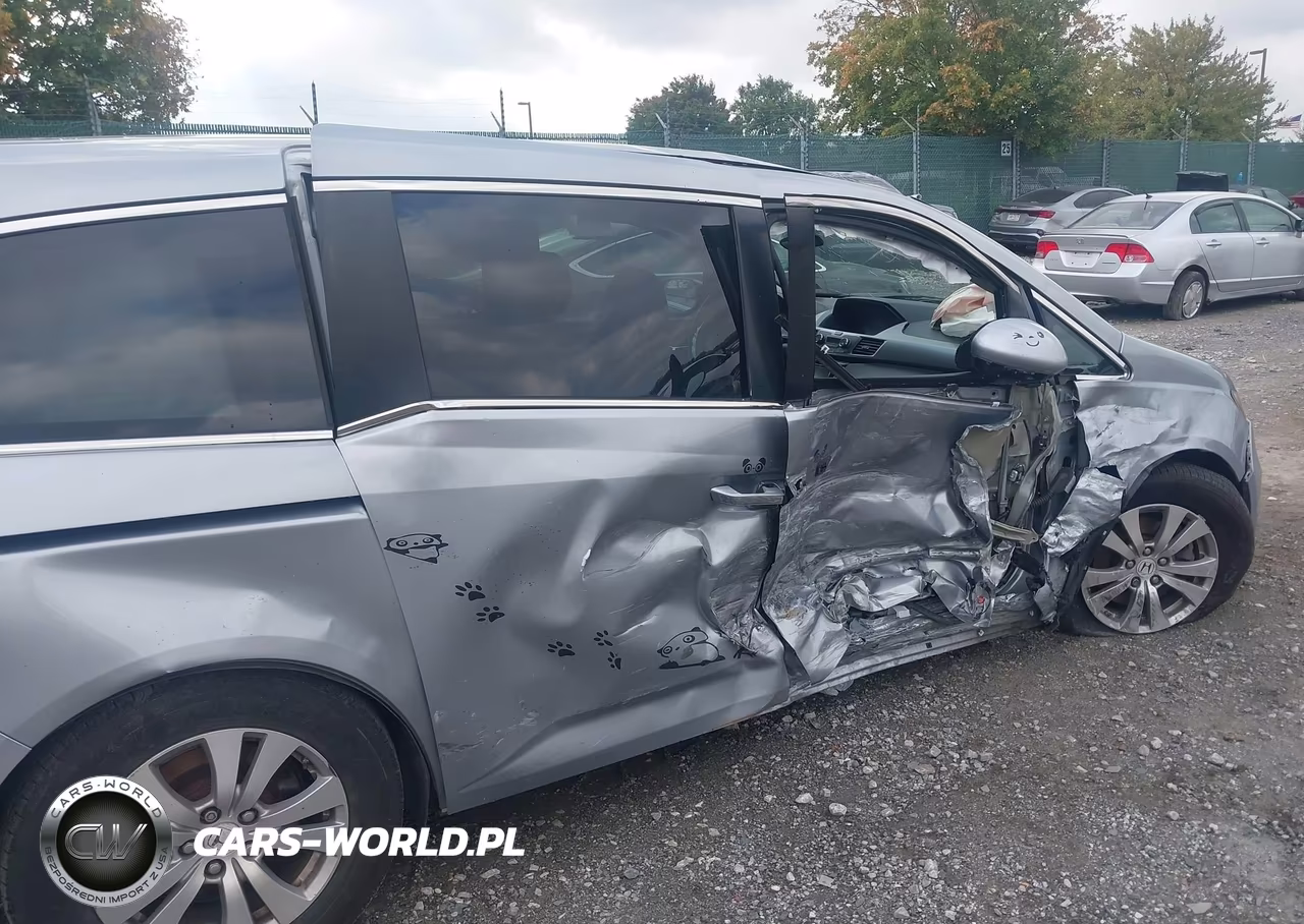 2016 Honda Odyssey Se VIN:5FNRL5H30GB078509 - 17