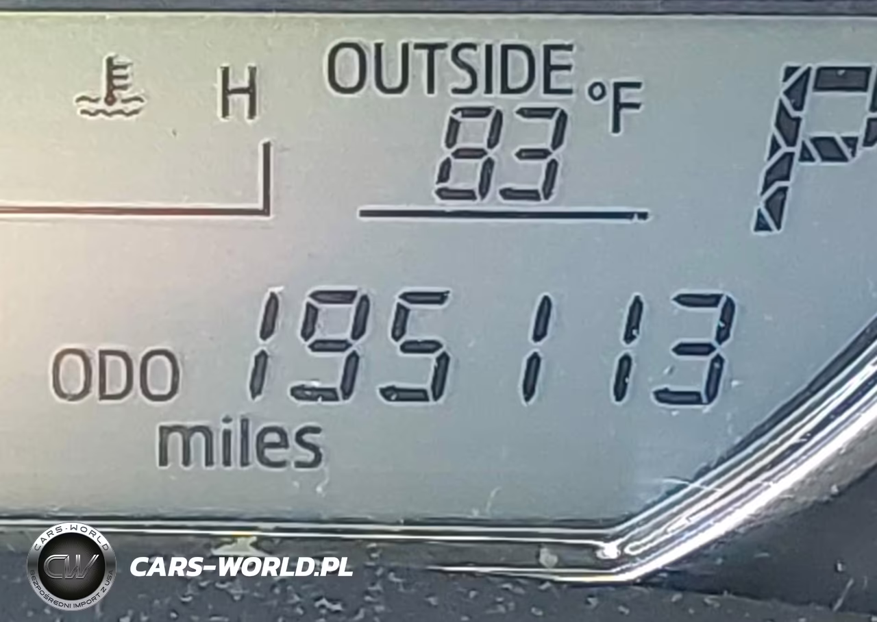 2016 Toyota Corolla Le VIN:2T1BURHEXGC630769 - 16