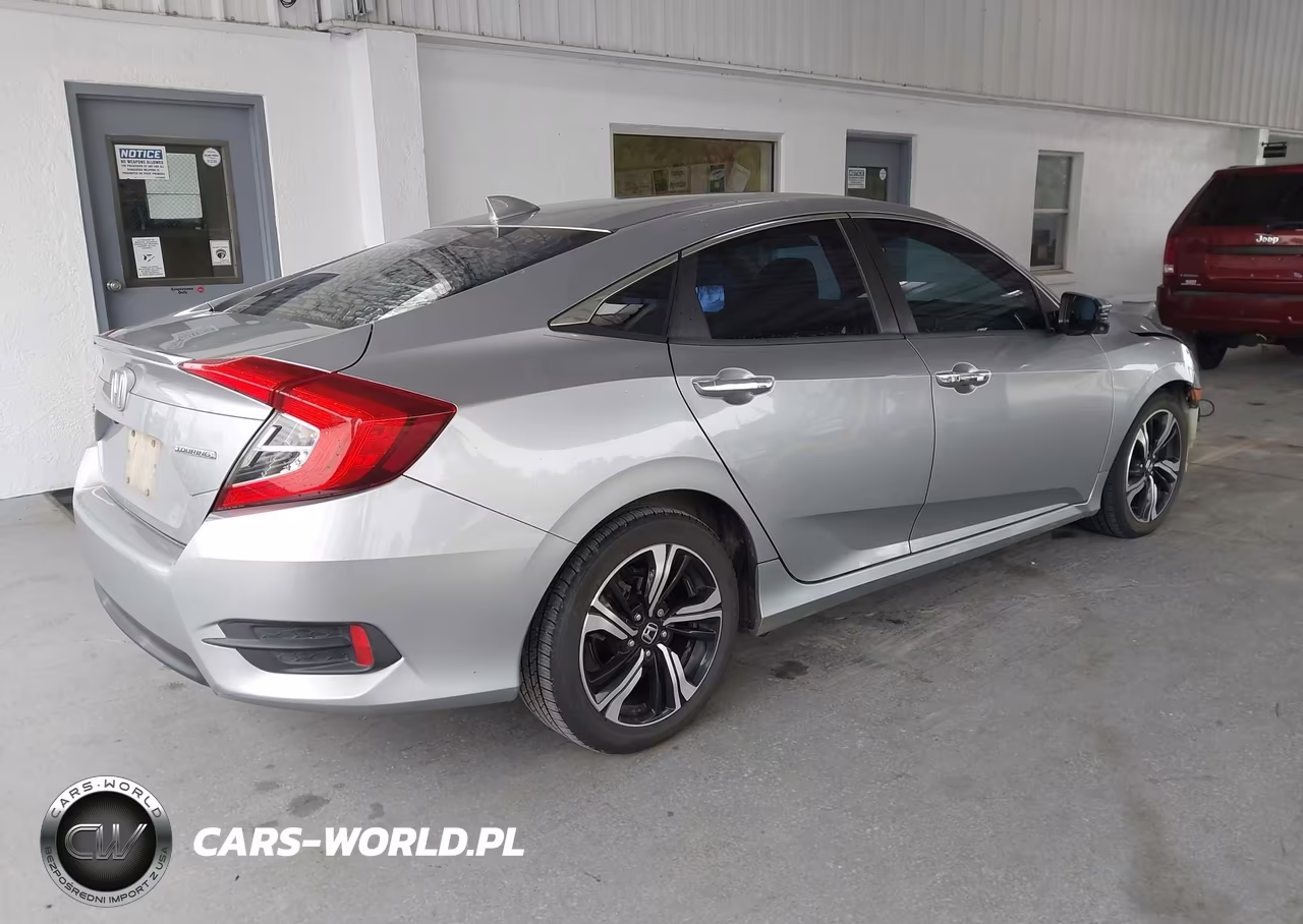 2016 Honda Civic Touring VIN:19XFC1F94GE001232 - 4