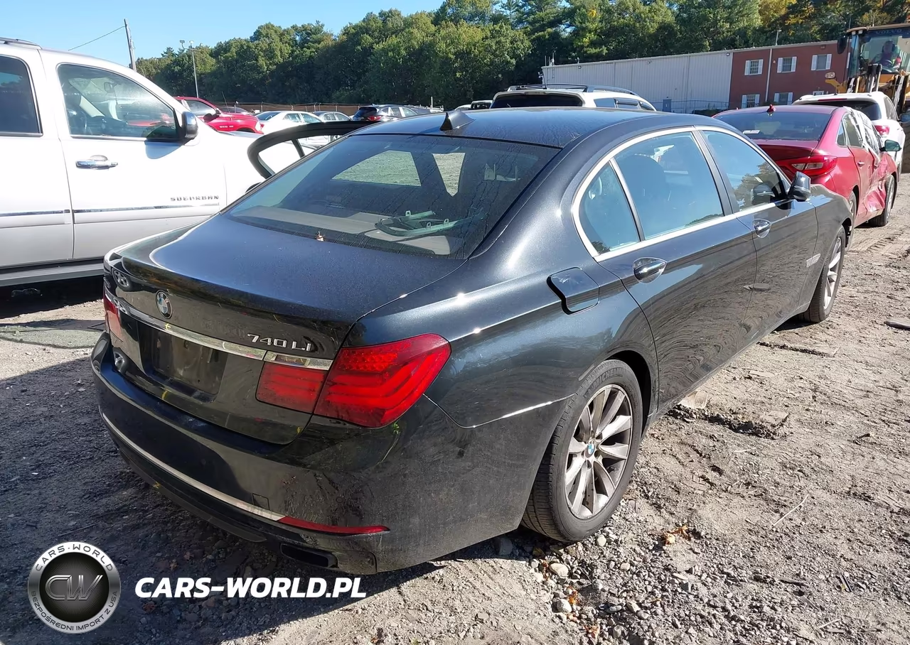 2013 BMW 740Li xDrive VIN:WBAYF4C53DD128096 - 4