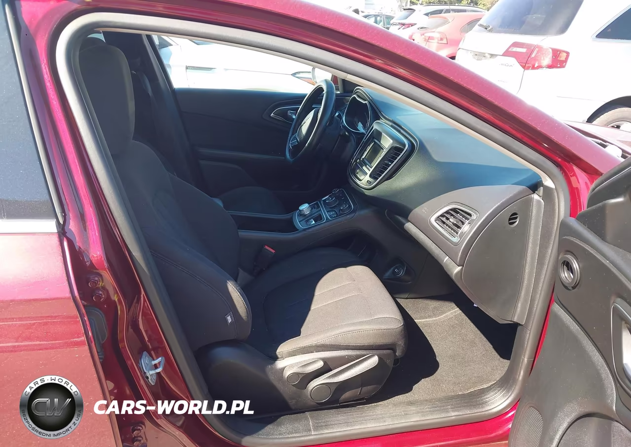 2015 Chrysler 200 Limited VIN:1C3CCCAB3FN688288 - 5