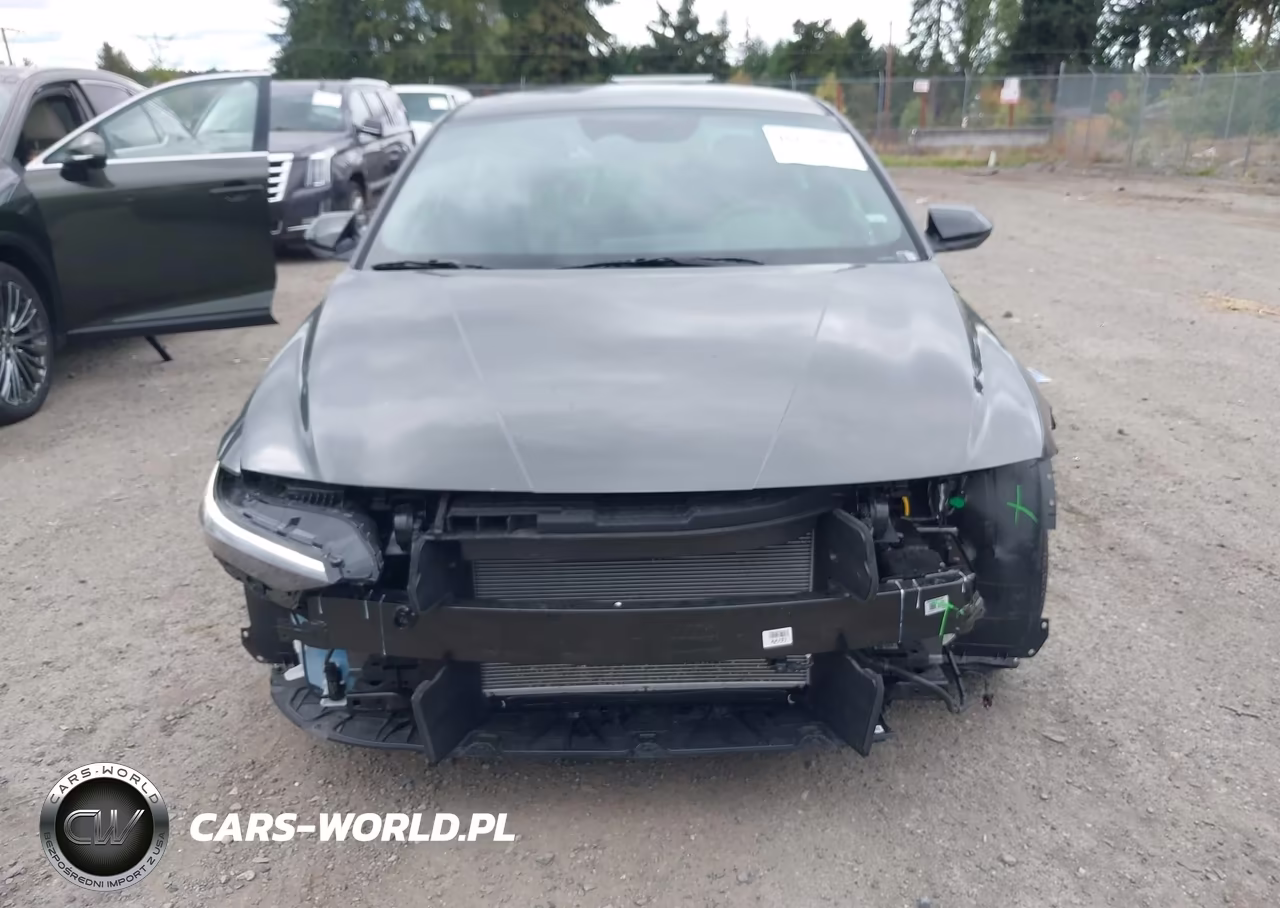 2026 Hyundai Elantra Sel Sport VIN:KMHLM4DGXTU227348 - 13