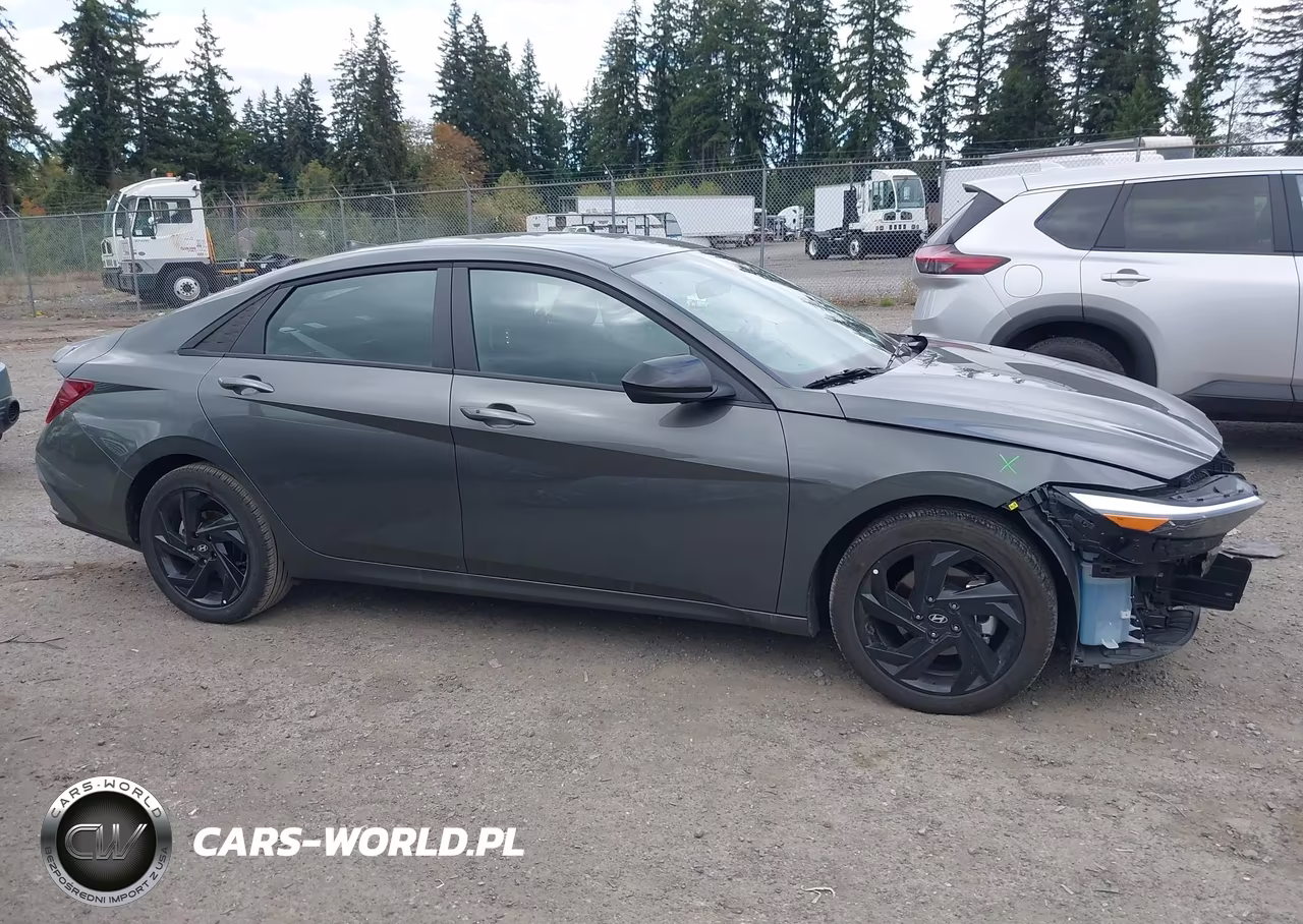 2026 Hyundai Elantra Sel Sport VIN:KMHLM4DGXTU227348 - 14