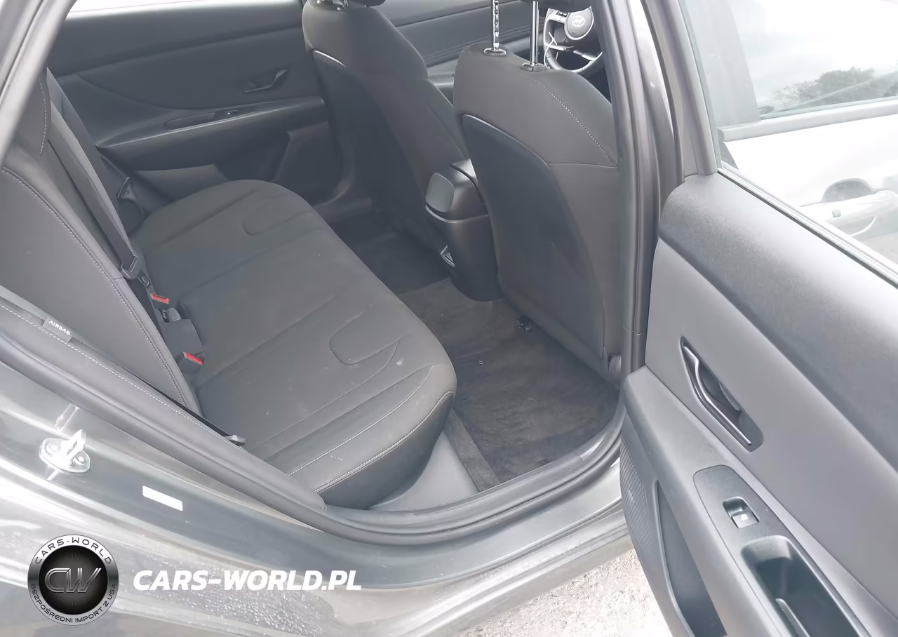 2026 Hyundai Elantra Sel Sport VIN:KMHLM4DGXTU227348 - 8