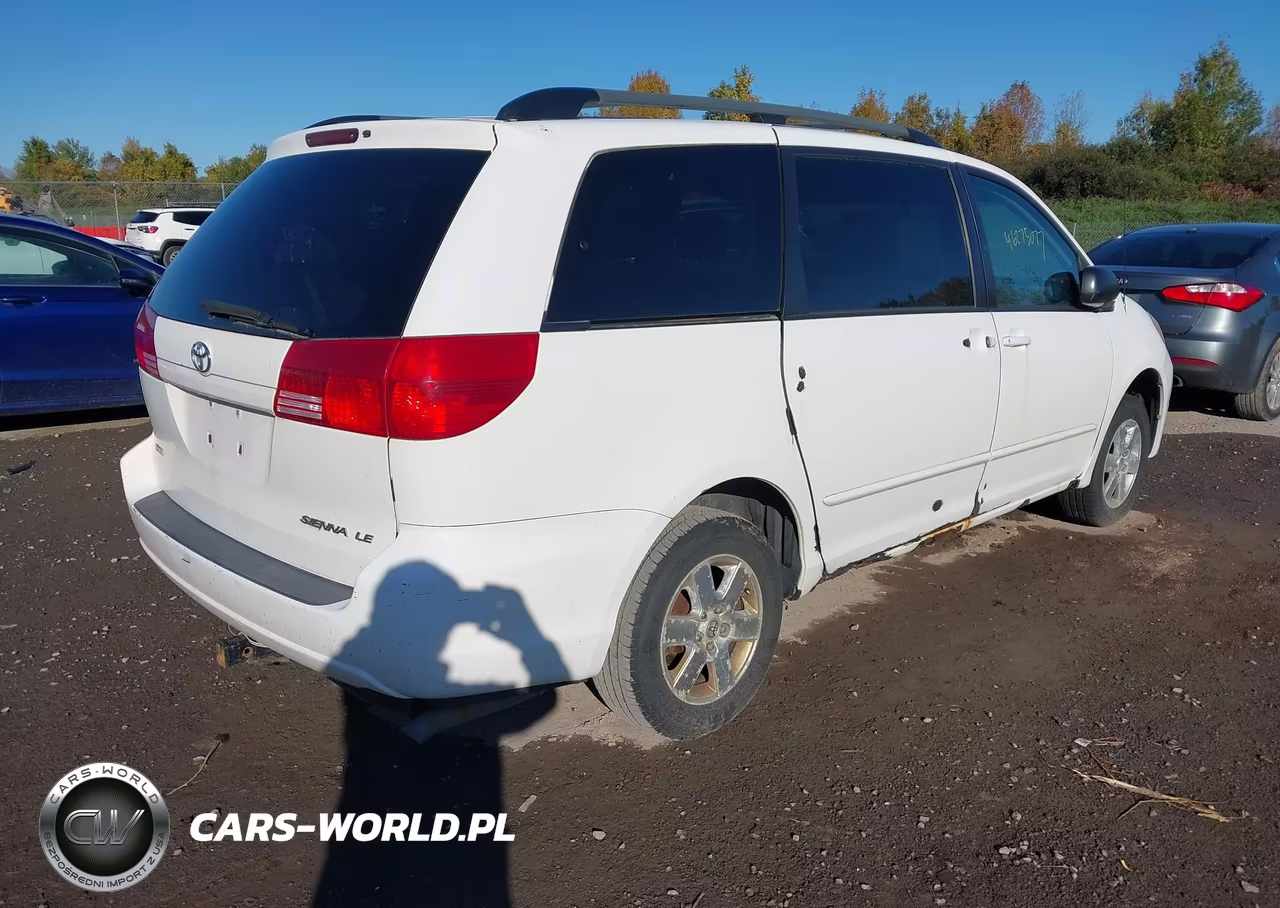 2004 Toyota Sienna Le VIN:5TDZA23C54S112141 - 4
