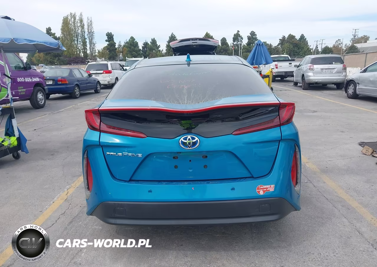 2017 Toyota Prius Prime Advanced VIN:JTDKARFP8H3016682 - 17