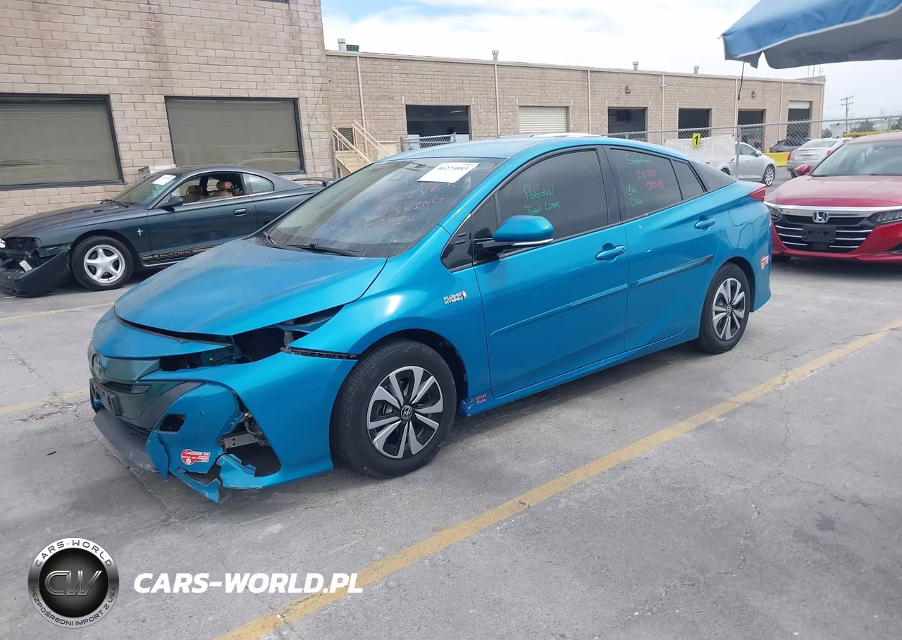 2017 Toyota Prius Prime Advanced VIN:JTDKARFP8H3016682 - 2