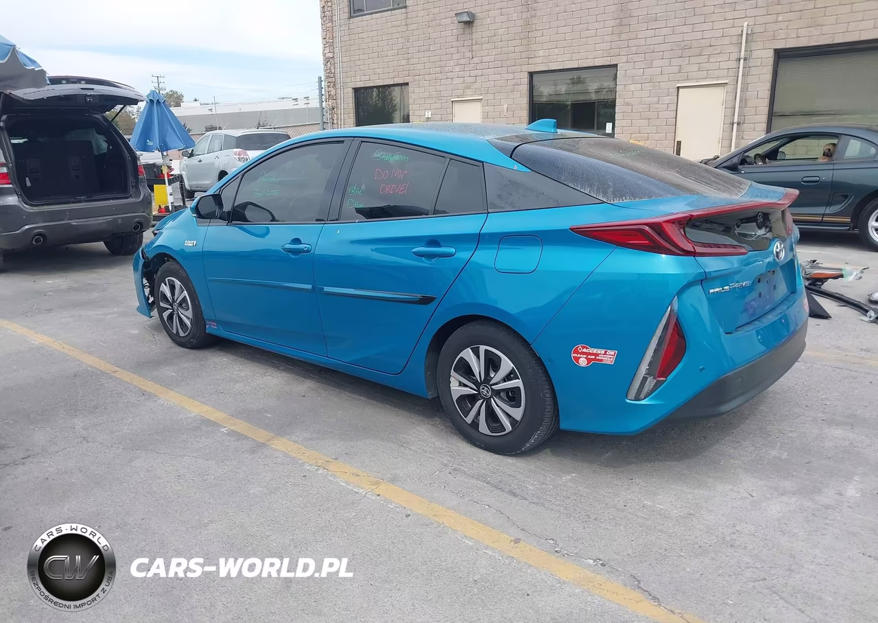 2017 Toyota Prius Prime Advanced VIN:JTDKARFP8H3016682 - 3