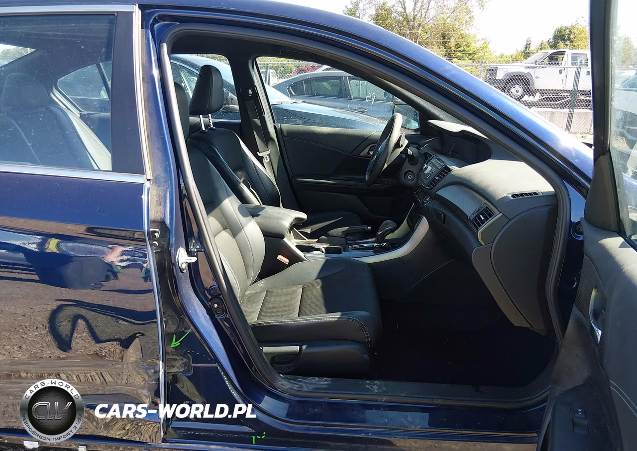 2017 Honda Accord Sport VIN:1HGCR2F58HA283272 - 5