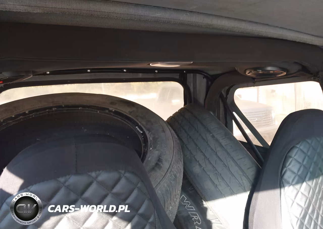2002 Jeep Wrangler Sport VIN:1J4FA49S32P739368 - 8