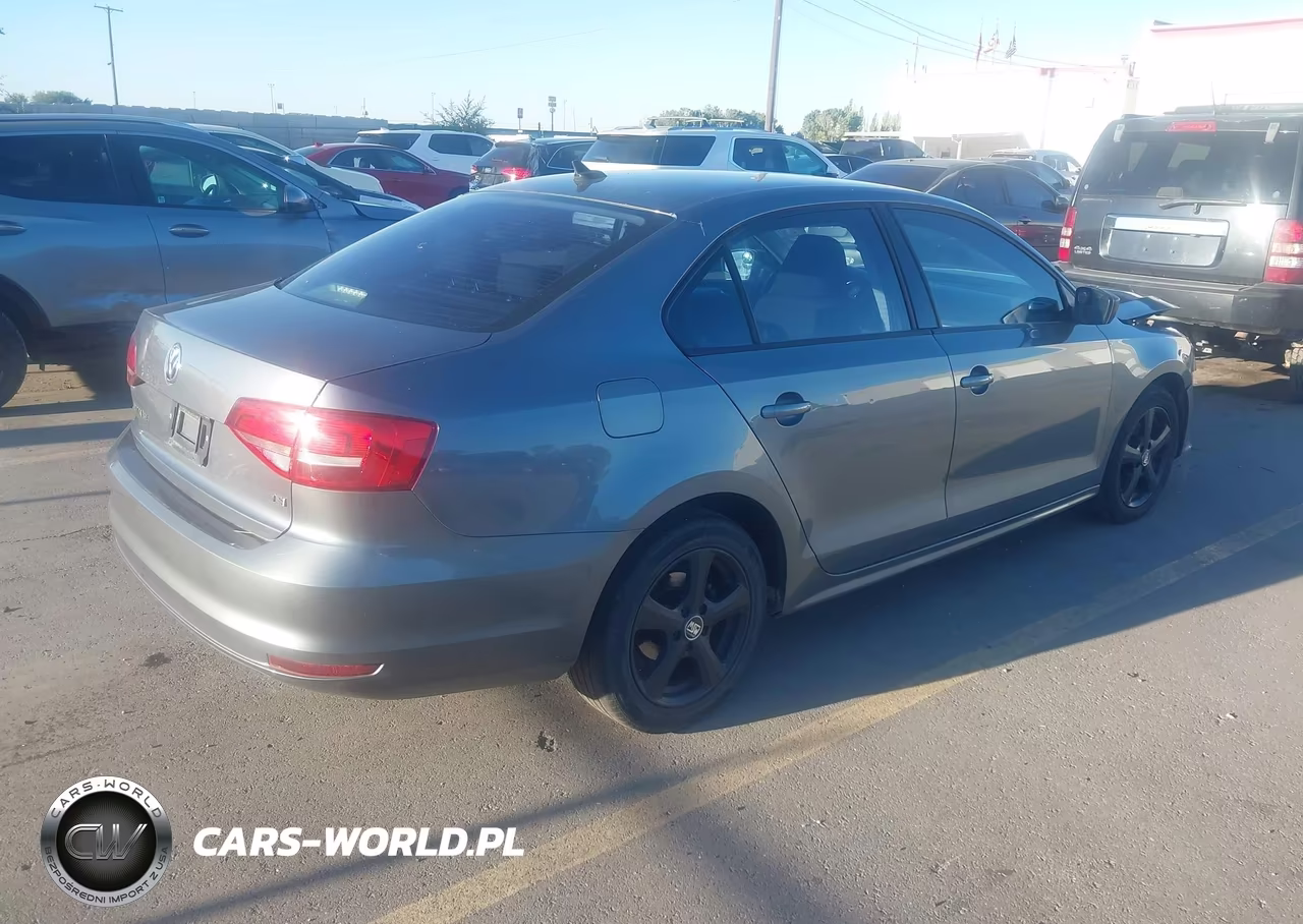 2015 Volkswagen Jetta 1.8T Se VIN:3VWD17AJ0FM208753 - 4