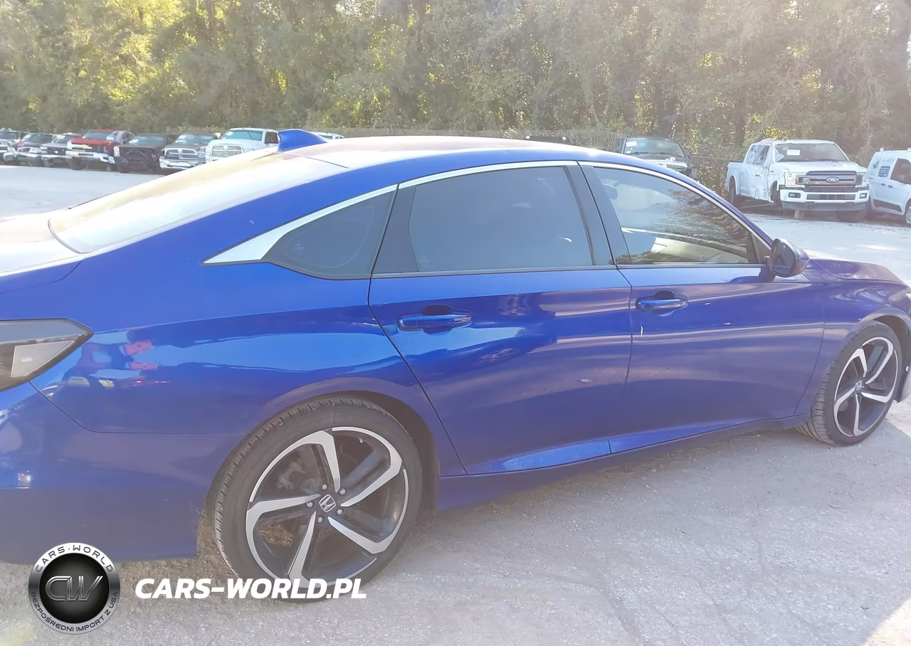 2018 Honda Accord Sport VIN:1HGCV1F34JA086092 - 13