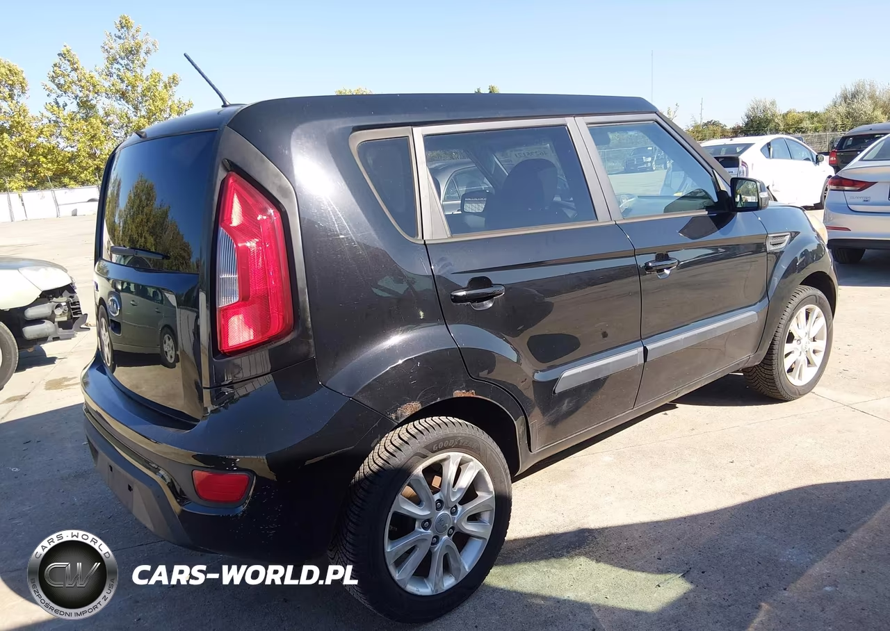 2012 Kia Soul + VIN:KNDJT2A60C7744509 - 4