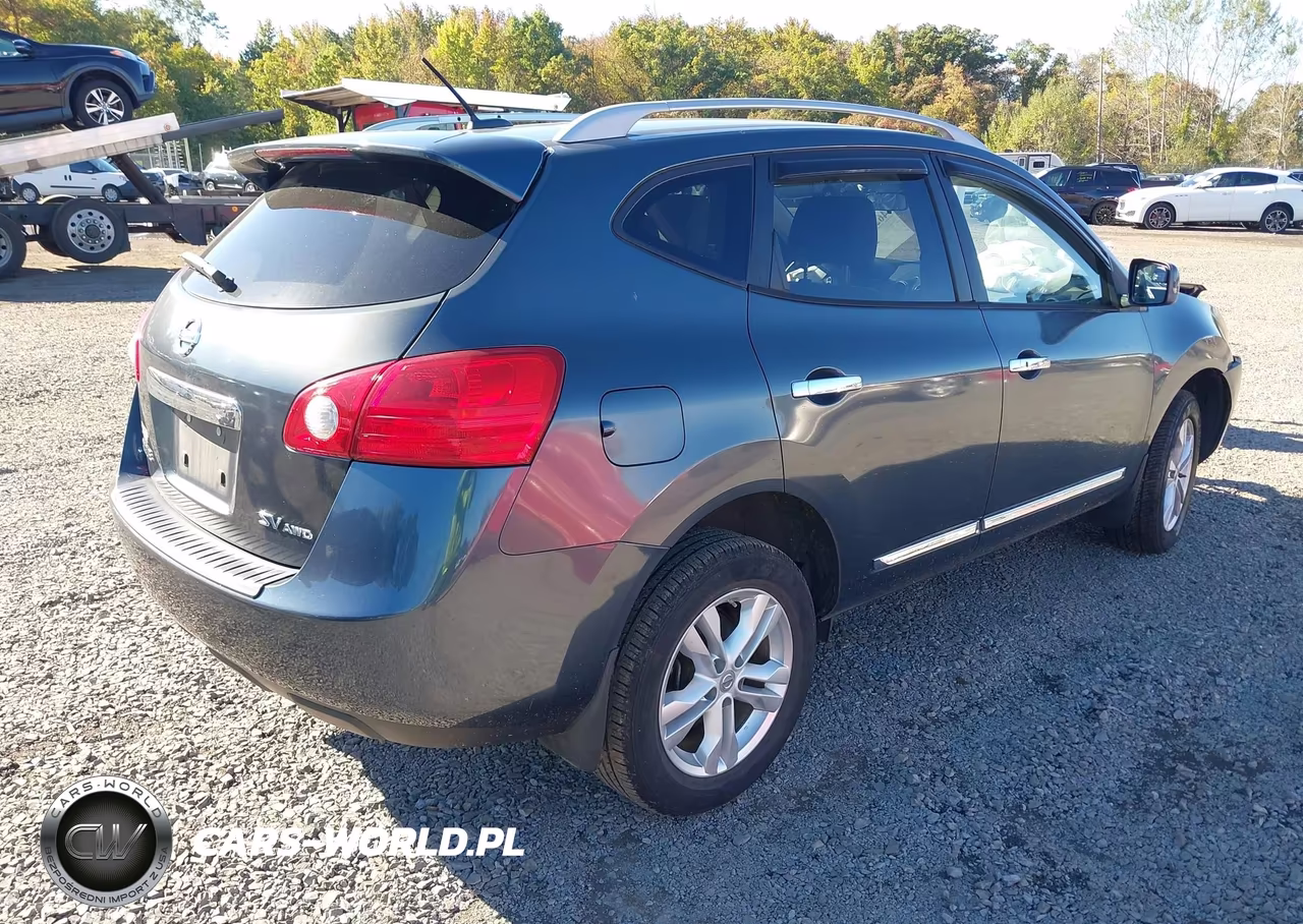 2013 Nissan Rogue Sv VIN:JN8AS5MV0DW139831 - 4
