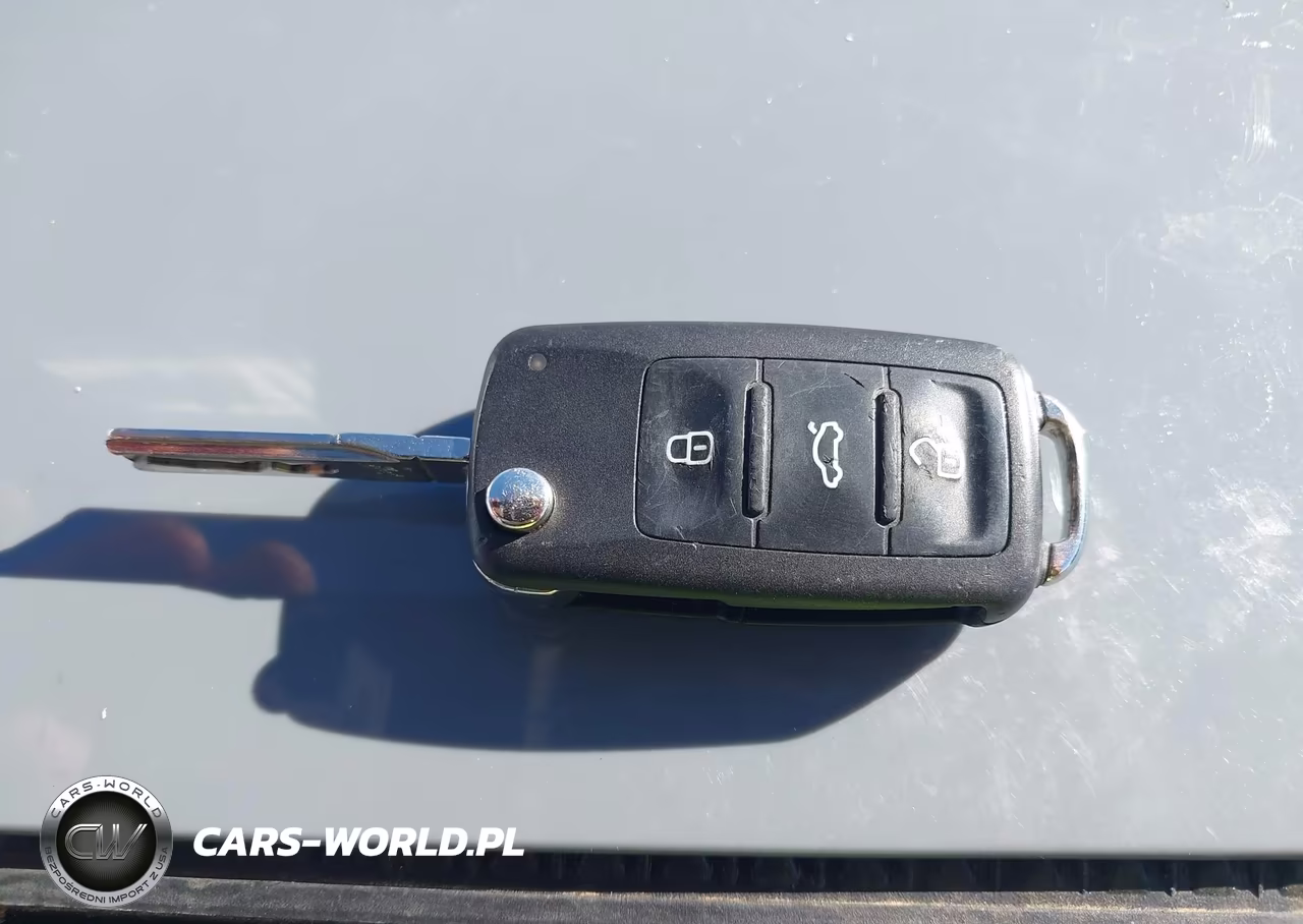 2013 Volkswagen Tiguan S VIN:WVGAV3AX1DW562409 - 11