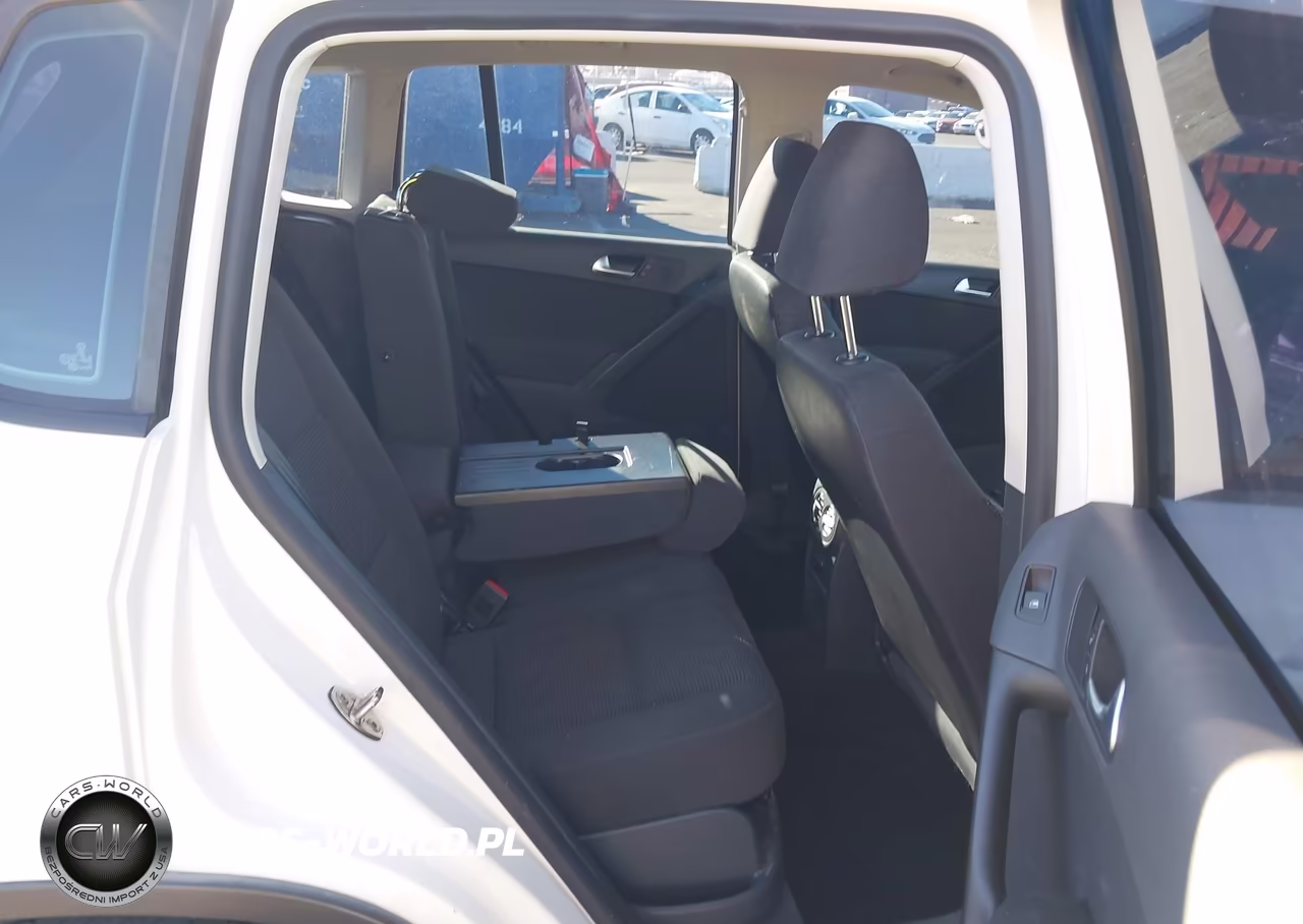 2013 Volkswagen Tiguan S VIN:WVGAV3AX1DW562409 - 8