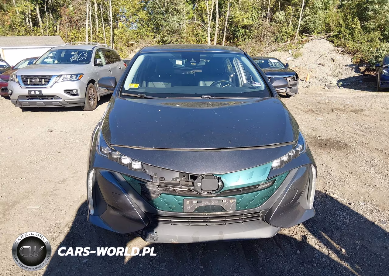 2017 Toyota Prius Prime Premium VIN:JTDKARFP2H3001840 - 13