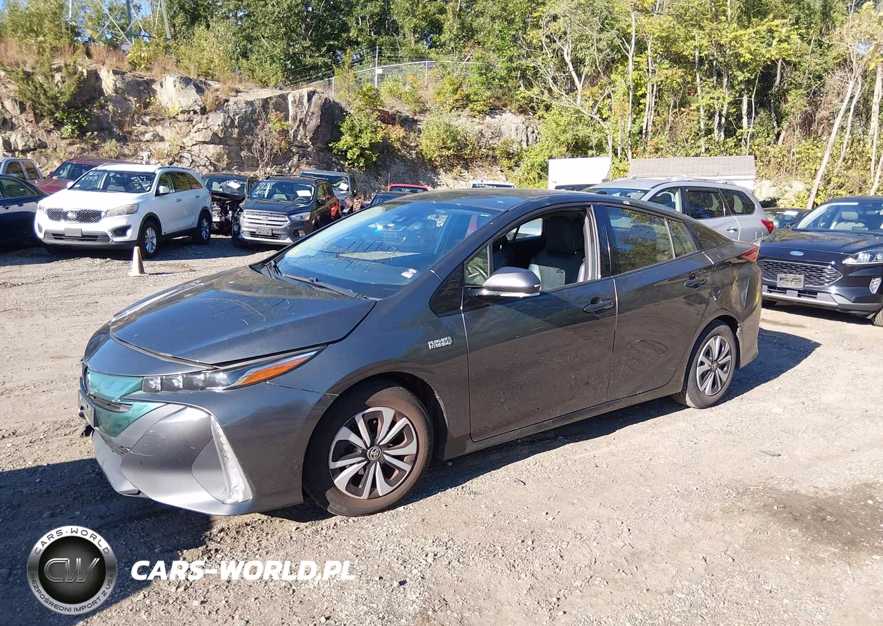 2017 Toyota Prius Prime Premium VIN:JTDKARFP2H3001840 - 2