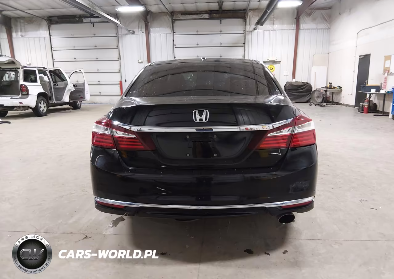 2017 Honda Accord Ex VIN:1HGCR2F02HA055546 - 17