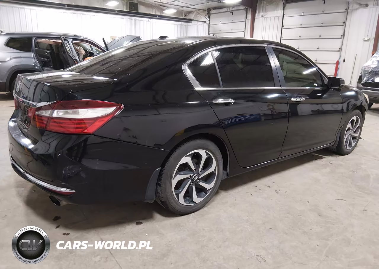 2017 Honda Accord Ex VIN:1HGCR2F02HA055546 - 4