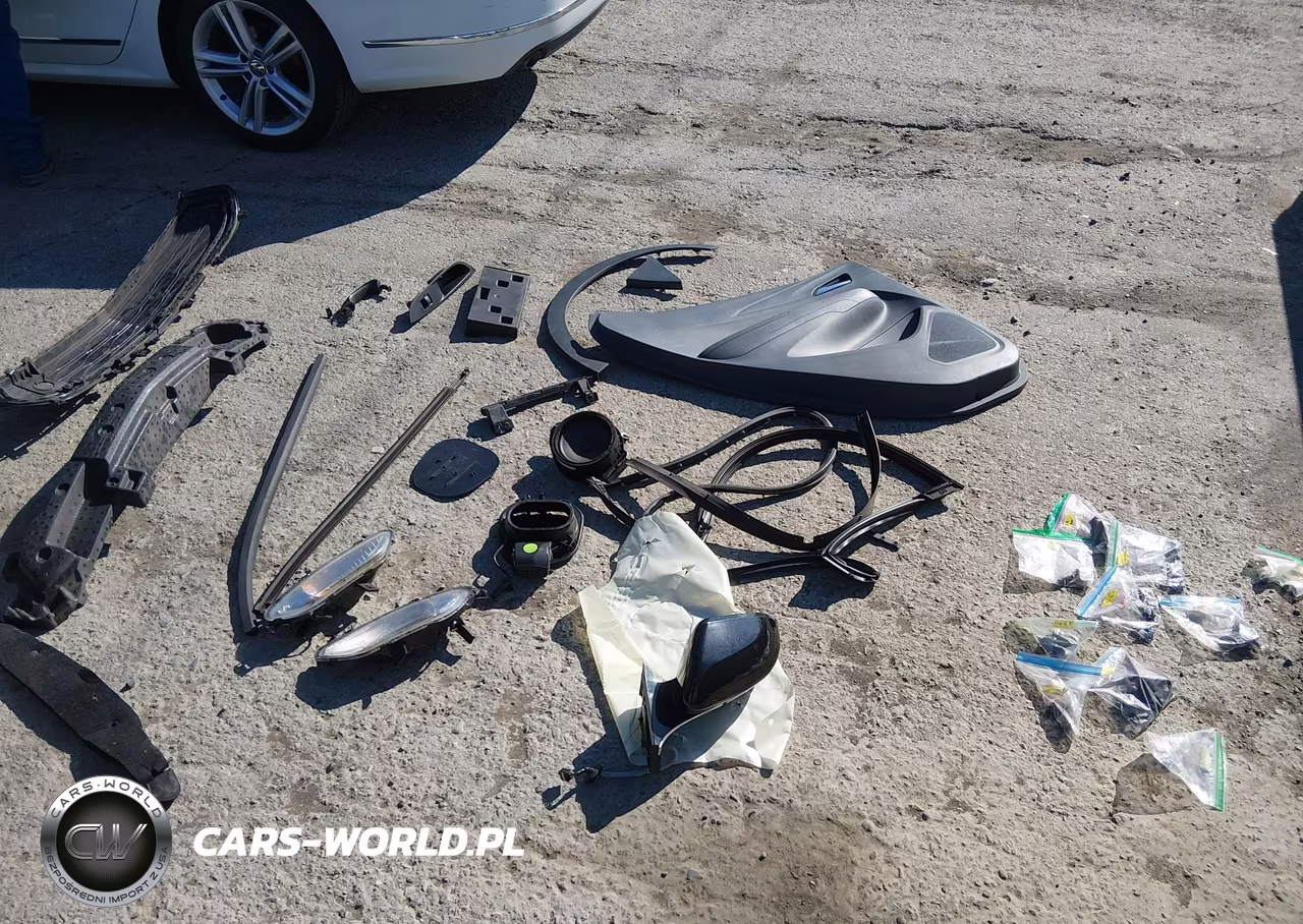 2019 Chevrolet Bolt Ev Lt VIN:1G1FY6S03K4143032 - 12