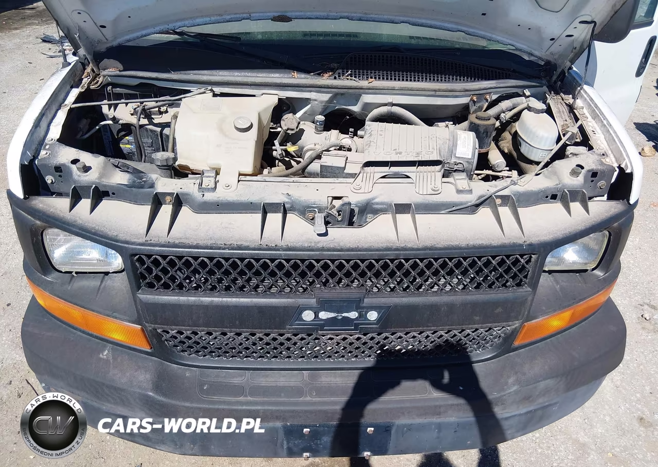 2003 Chevrolet Express VIN:1GCGG25V731229784 - 10