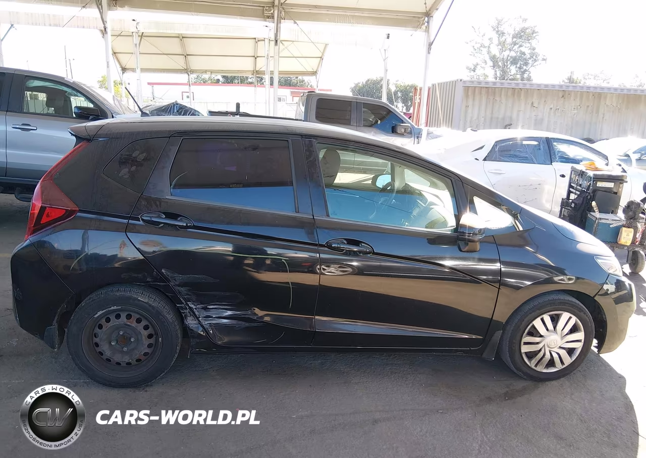 2015 Honda Fit Lx VIN:3HGGK5H51FM757096 - 13