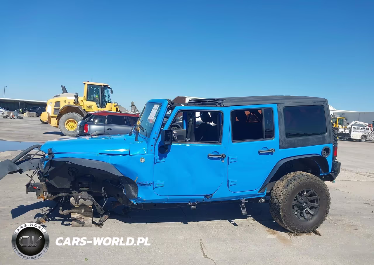 2015 Jeep Wrangler Unlimited Sport VIN:1C4BJWDG7FL683158 - 14