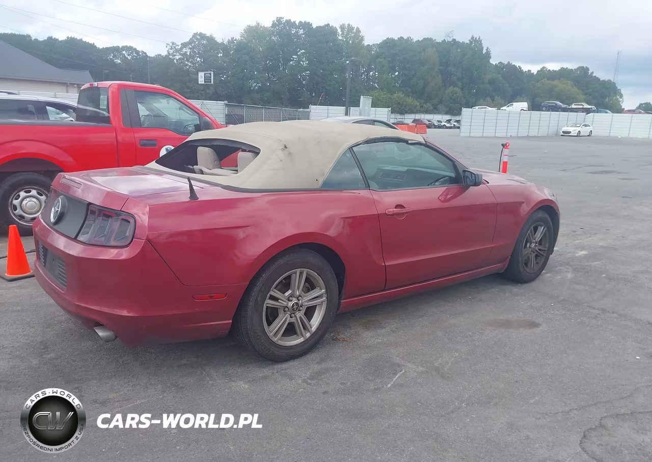 2013 Ford Mustang V6 VIN:1ZVBP8EM9D5219723 - 4