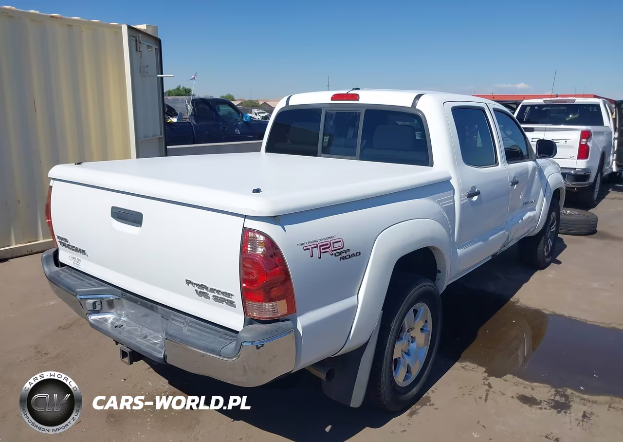 2005 Toyota Tacoma Prerunner V6 VIN:5TEJU62N95Z071869 - 4