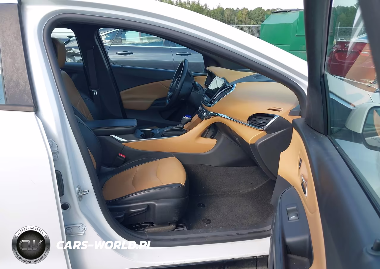 2016 Chevrolet Volt Premier VIN:1G1RD6S55GU108682 - 5