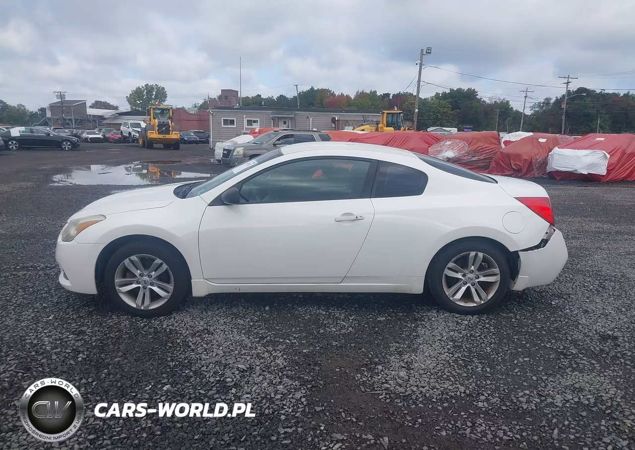 2010 Nissan Altima 2.5 S VIN:1N4AL2EP7AC135043 - 14