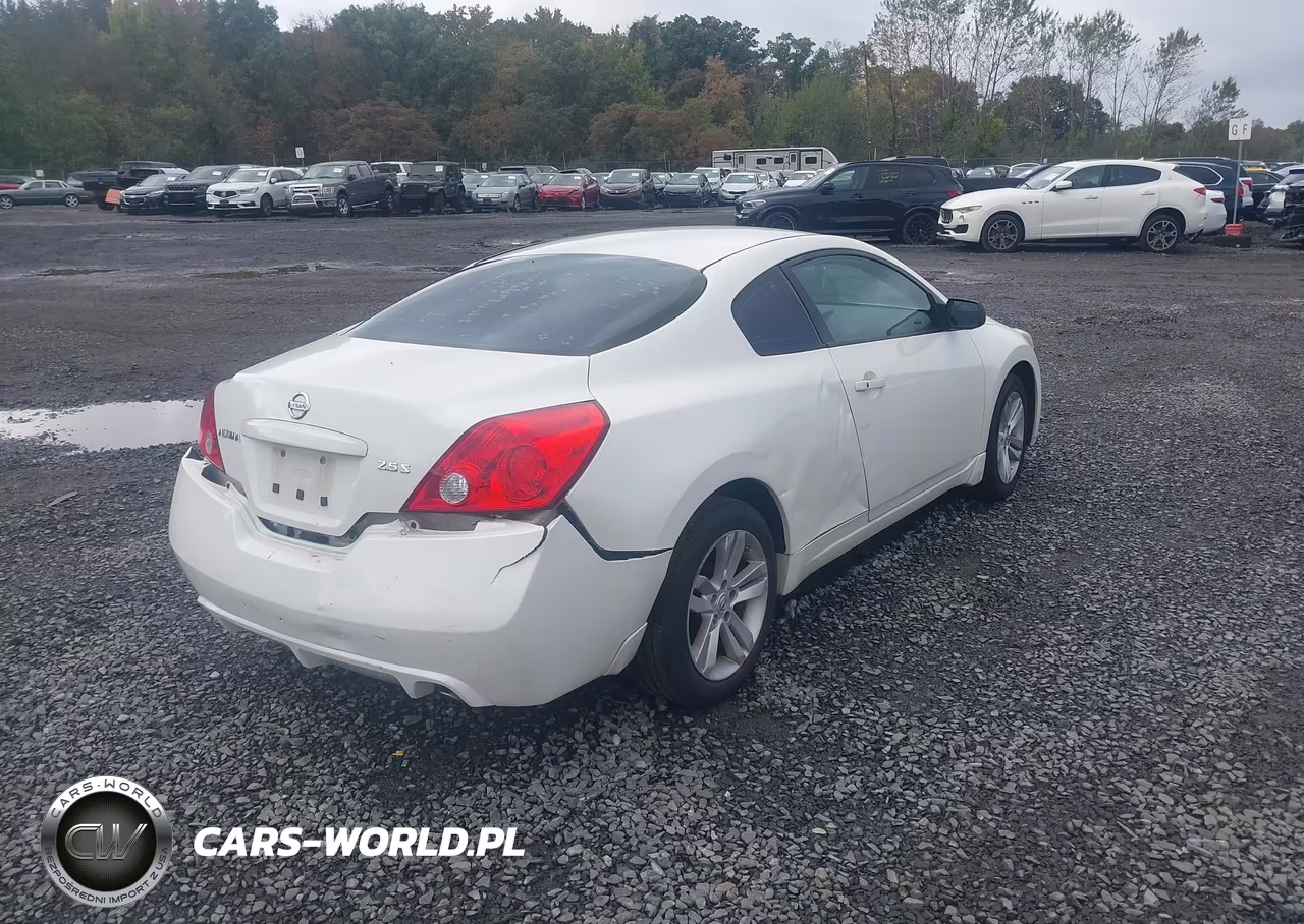 2010 Nissan Altima 2.5 S VIN:1N4AL2EP7AC135043 - 17
