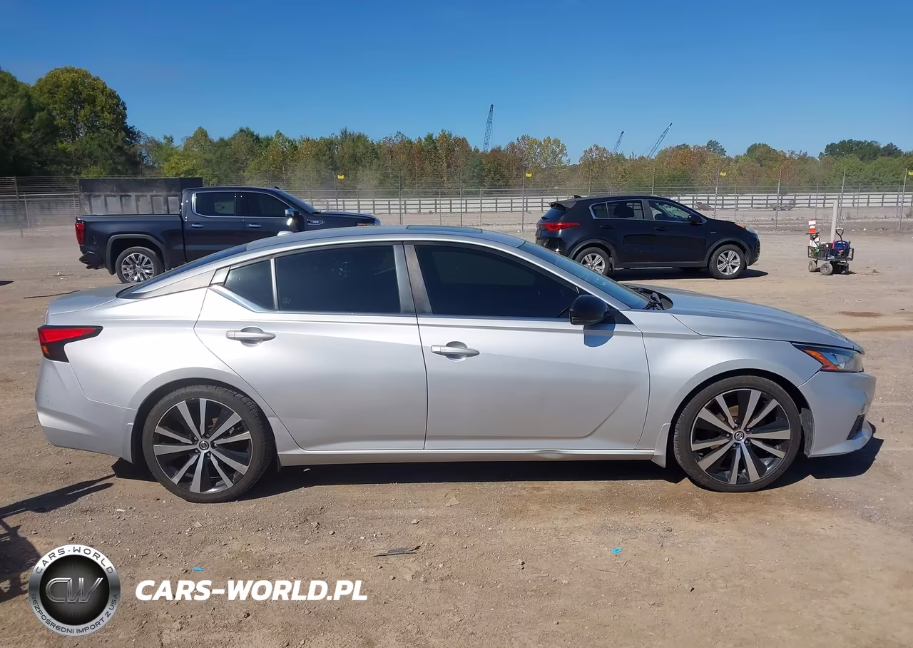 2019 Nissan Altima 2.0 Sr VIN:1N4AL4CV2KC225814 - 13