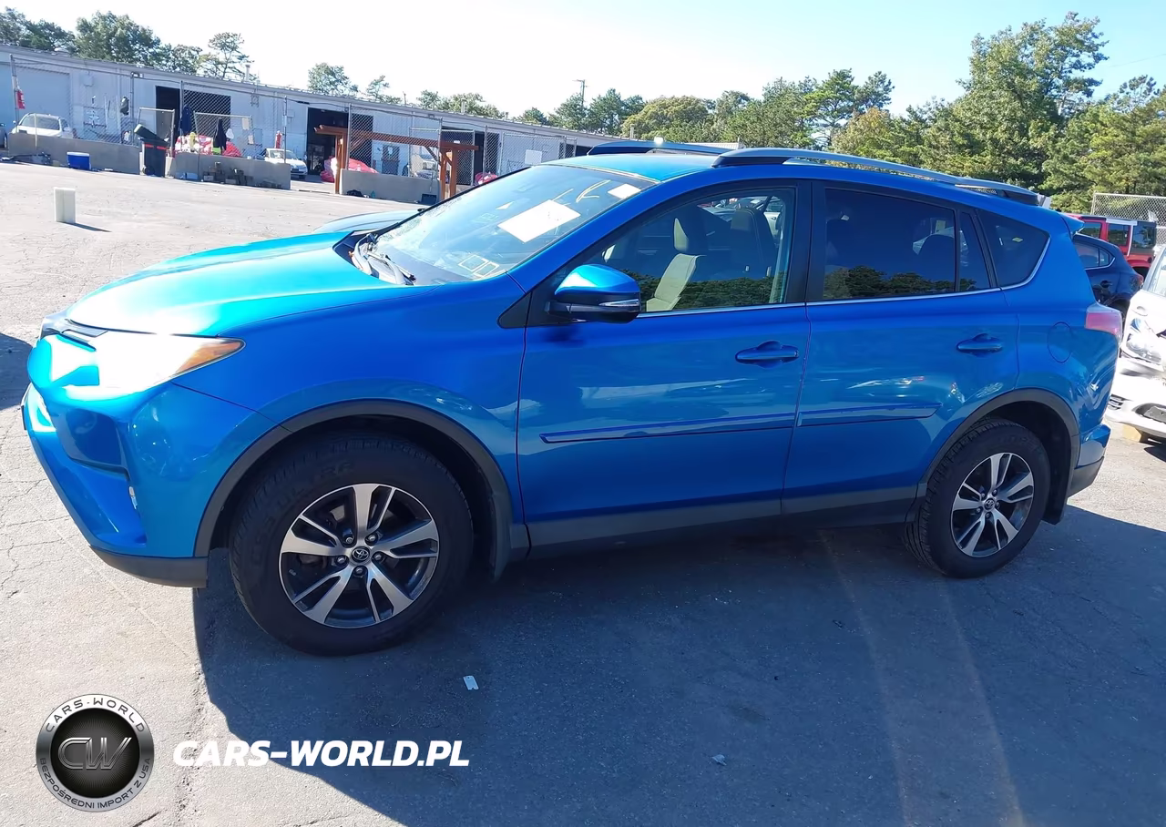 2017 Toyota Rav4 Xle VIN:JTMRFREV8HJ114221 - 14