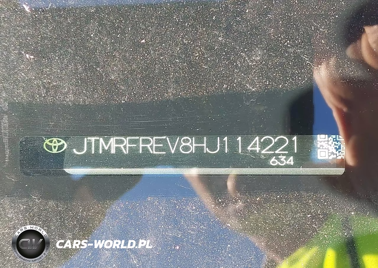 2017 Toyota Rav4 Xle VIN:JTMRFREV8HJ114221 - 17