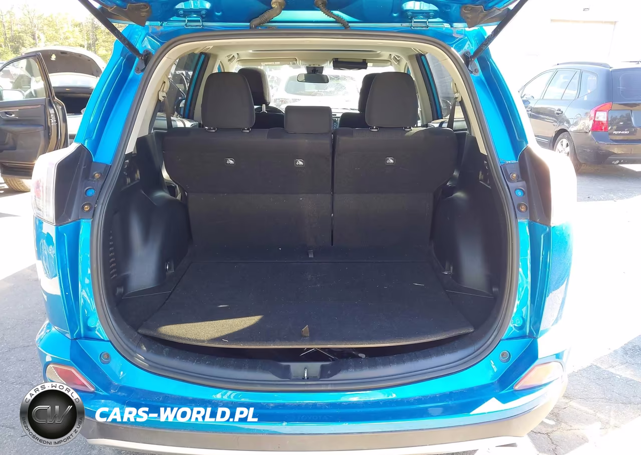 2017 Toyota Rav4 Xle VIN:JTMRFREV8HJ114221 - 18