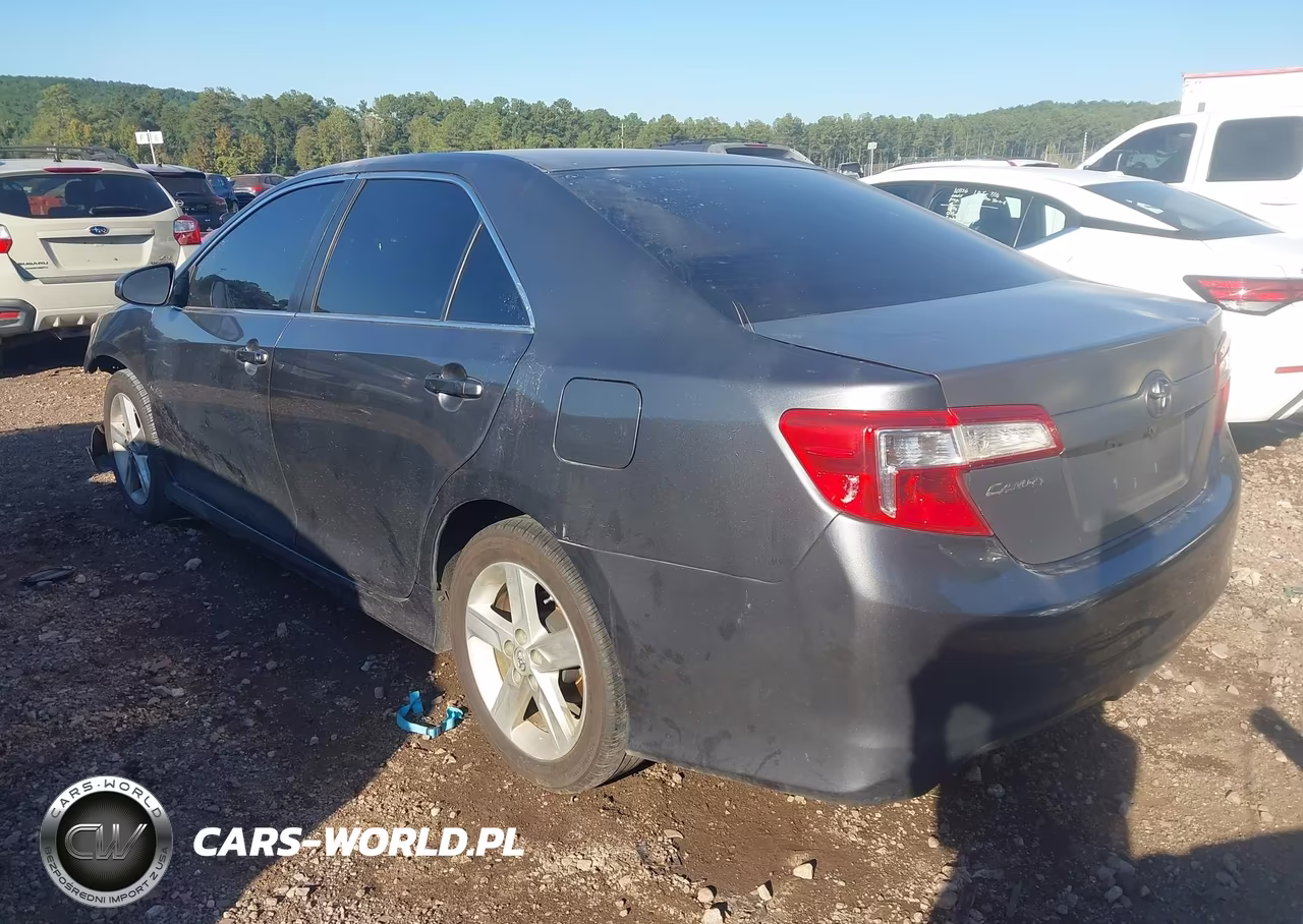 2013 Toyota Camry Se VIN:4T1BF1FK9DU267430 - 3