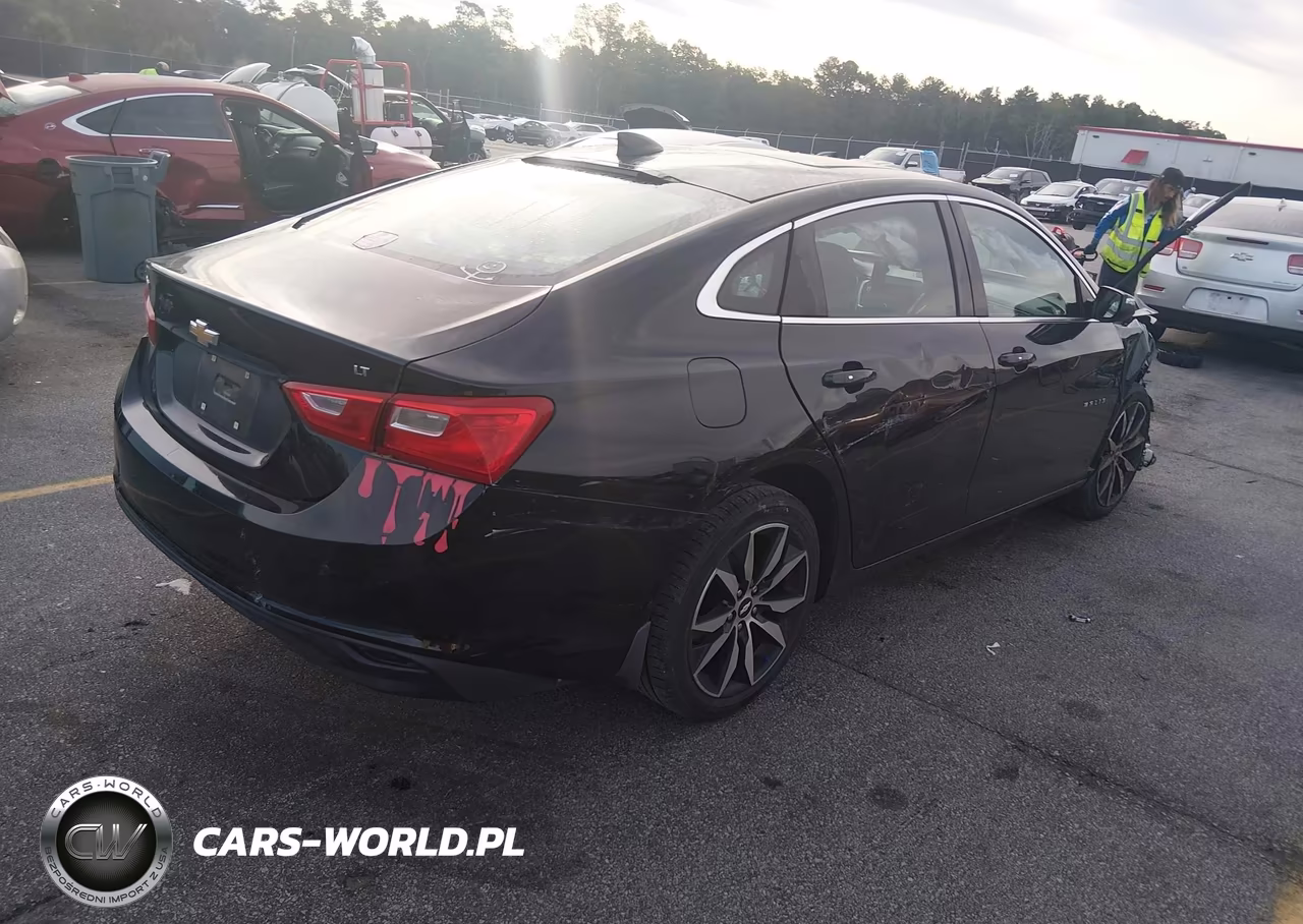 2018 Chevrolet Malibu Lt VIN:1G1ZD5ST2JF263758 - 4