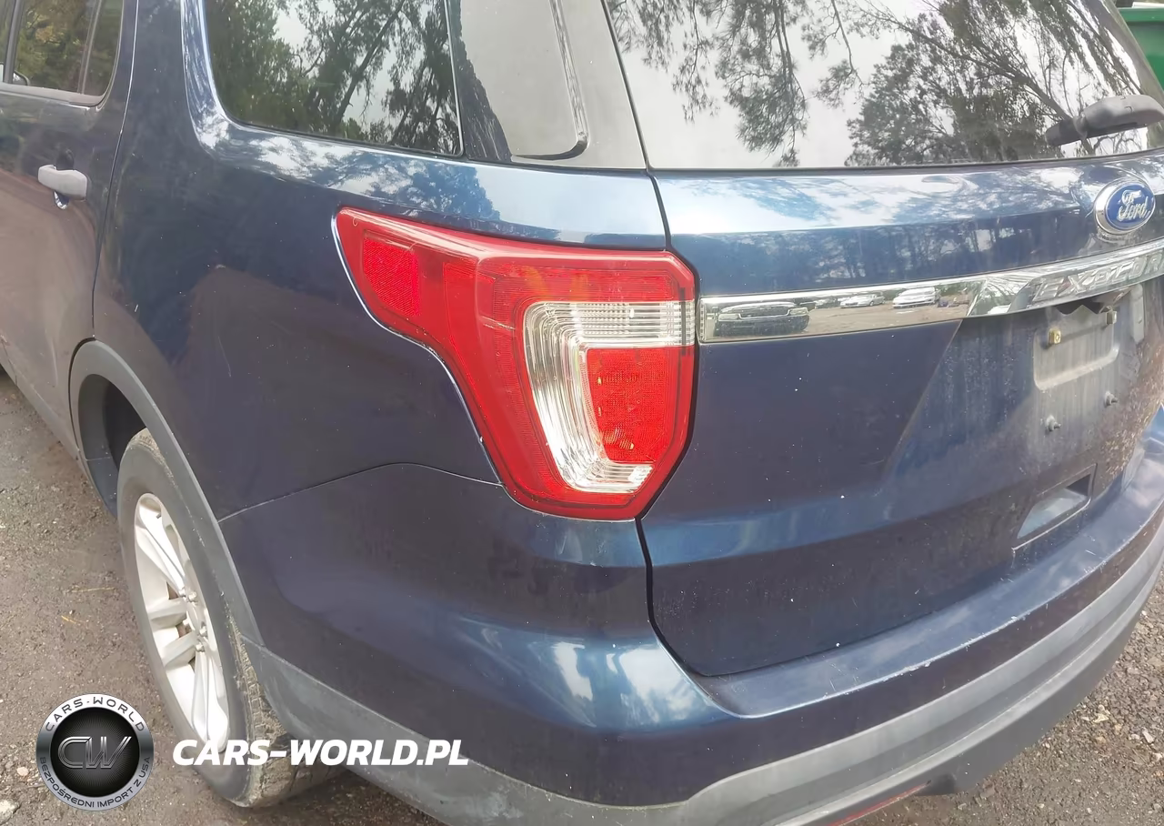 2017 Ford Explorer VIN:1FM5K7BH8HGD16028 - 6