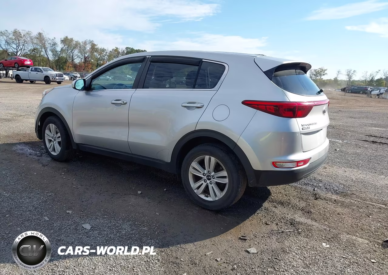 2018 Kia Sportage Lx VIN:KNDPM3AC8J7338767 - 3