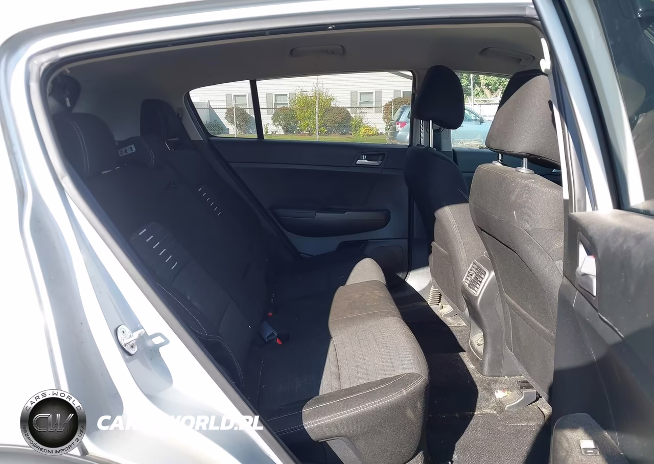 2018 Kia Sportage Lx VIN:KNDPM3AC8J7338767 - 8