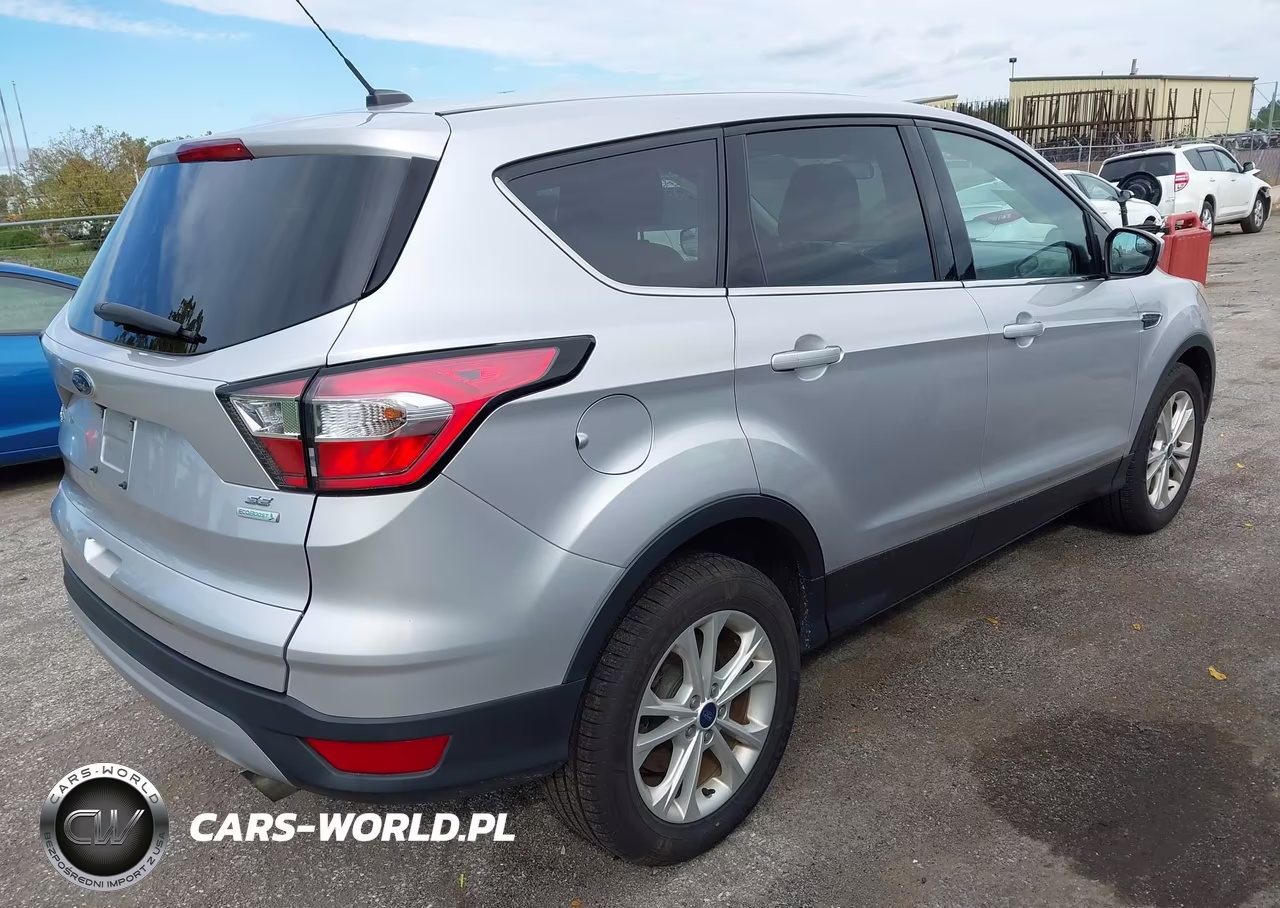2017 Ford Escape Se VIN:1FMCU0GD5HUE05300 - 4