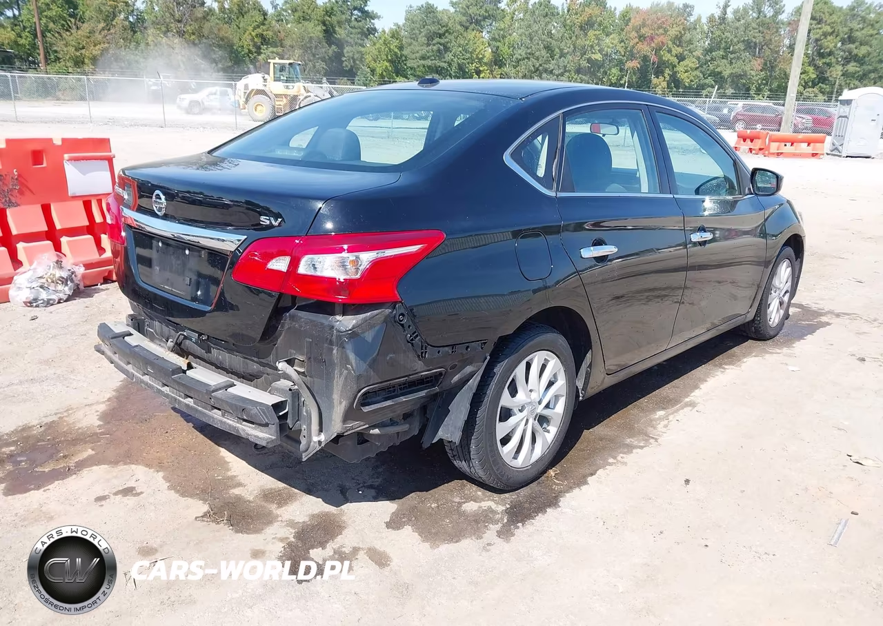 2018 Nissan Sentra Sv VIN:3N1AB7AP5JY247737 - 4