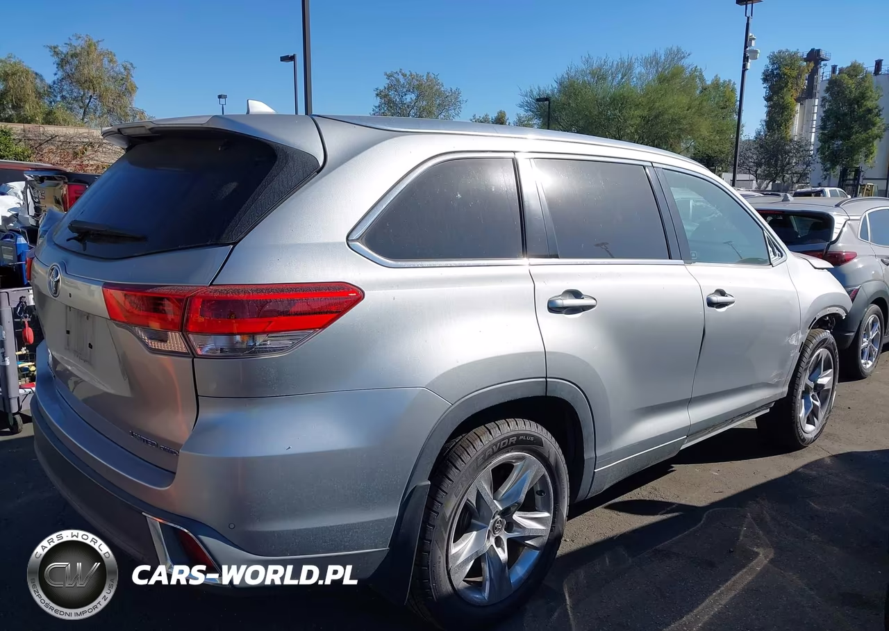 2017 Toyota Highlander Limited VIN:5TDDZRFH7HS360870 - 13