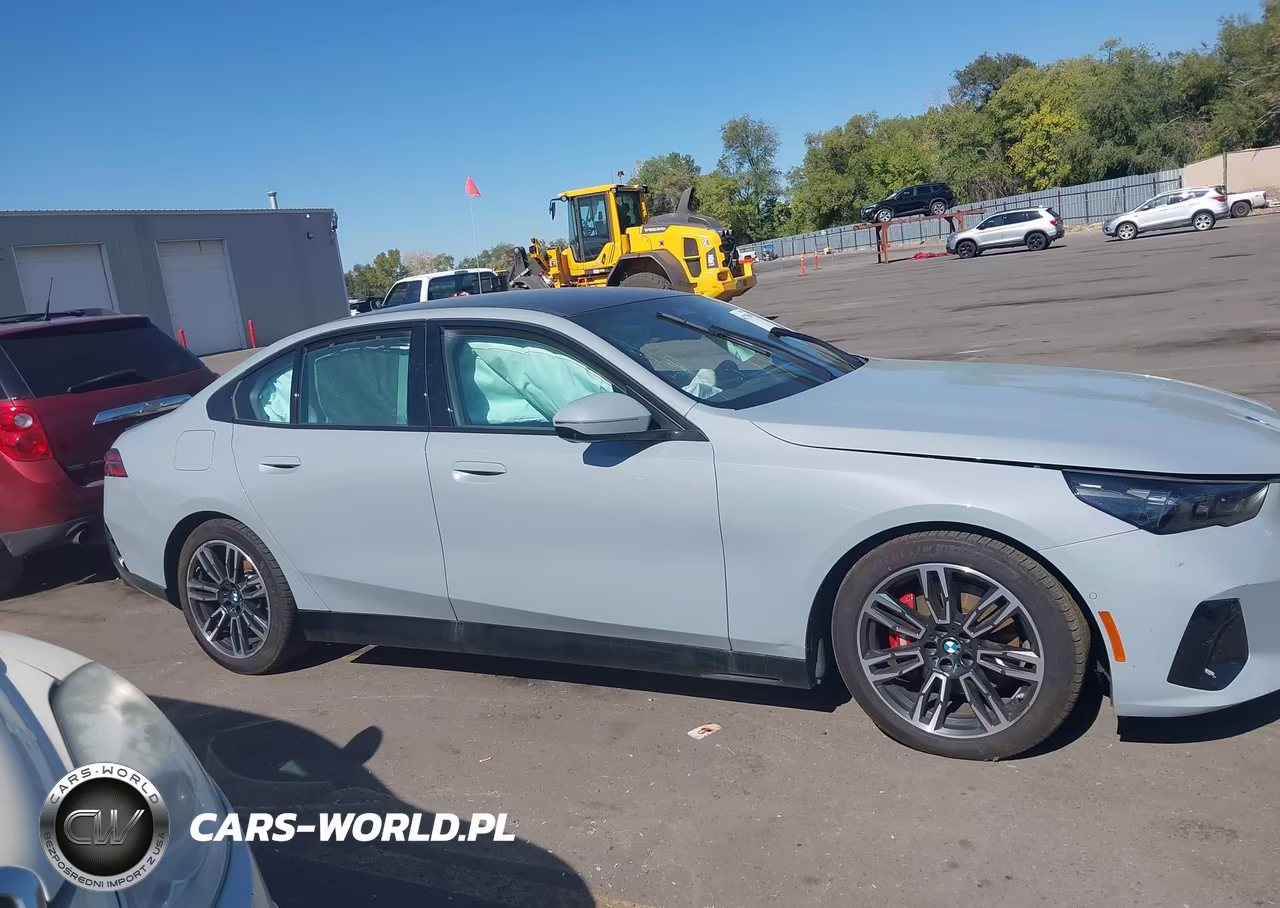 2026 BMW 530I xDrive VIN:WBA53FJ02TCX44066 - 12