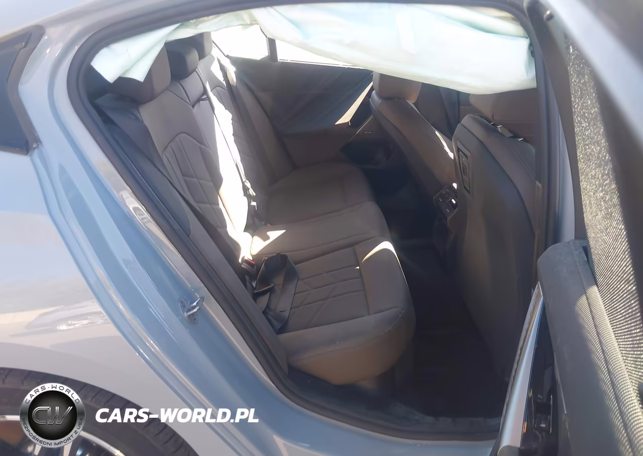 2026 BMW 530I xDrive VIN:WBA53FJ02TCX44066 - 8