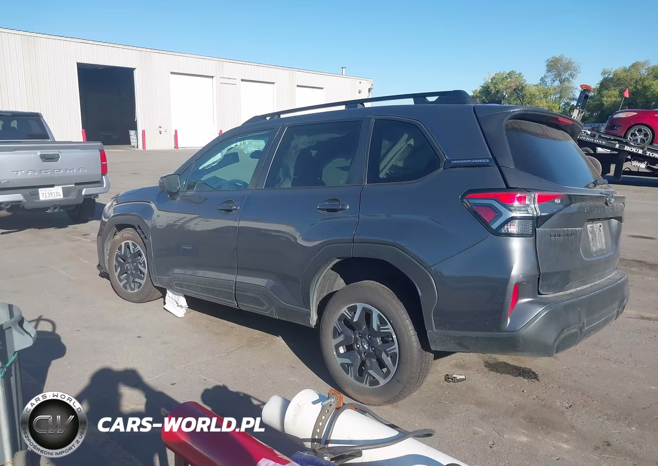2026 Subaru Forester Premium VIN:4S4SLDD66T3063818 - 3